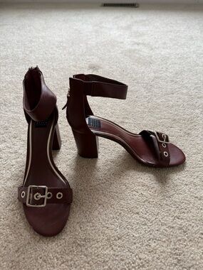 Women’s White House black market Burgundy Ankle-Strap Block Heel Sandals
